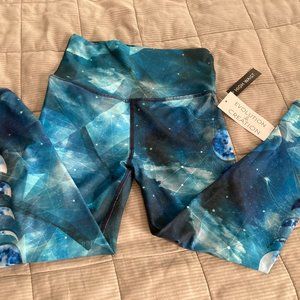 Evolution and Creation Leggings, Size Small, Blue and Green